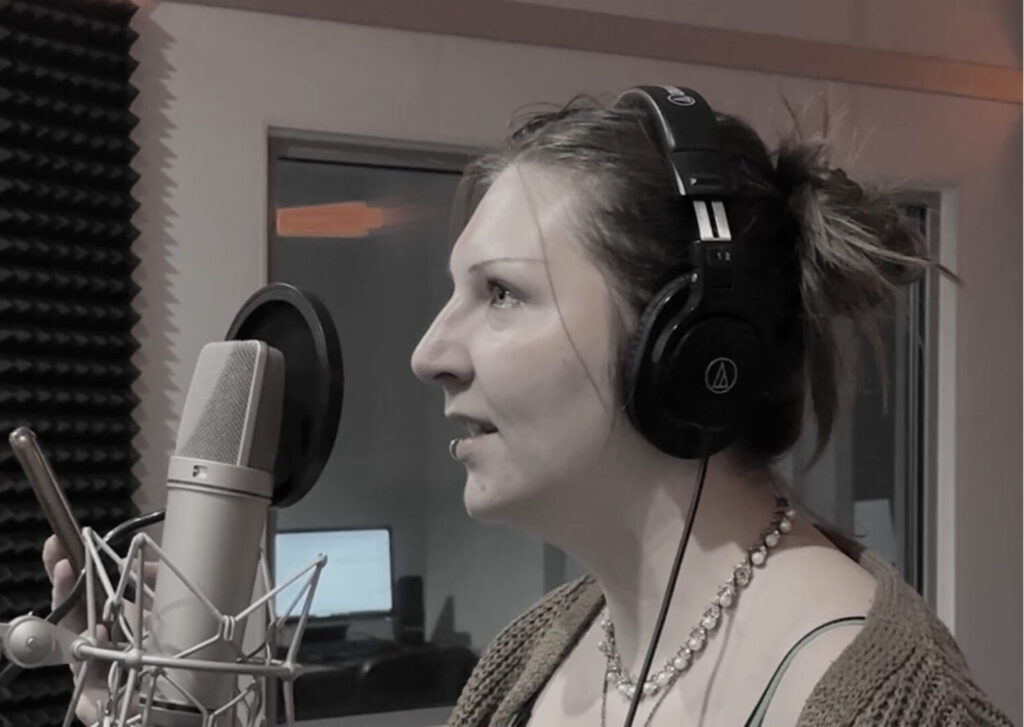 kadr z teledysku piosenki Święty Spokój